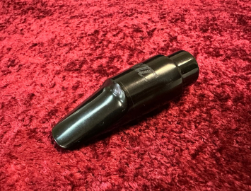 Photo Mouthpiece Cafe NY Series Hard Rubber Mouthpiece for Alto – Matt Marantz Reface .076